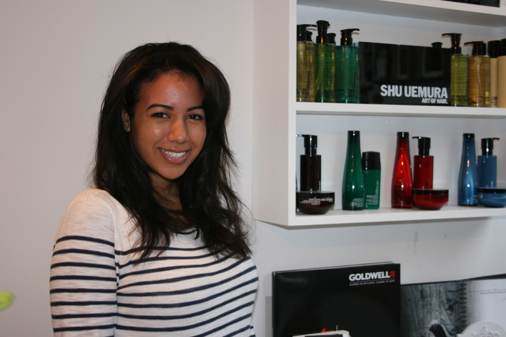 Blowdry bar