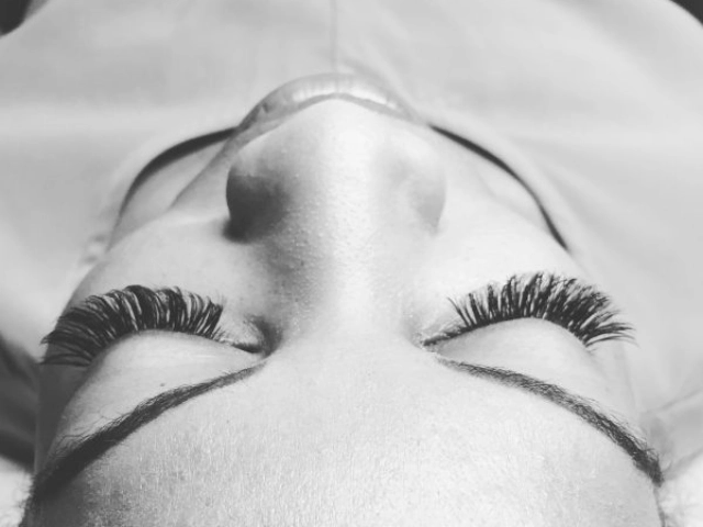 Tried & Tested: 8 Week Eyelash Extensions