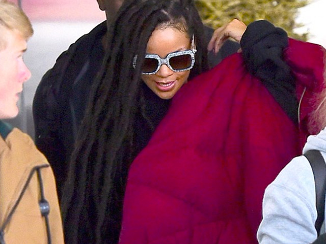 Faux sure! Rihanna shows off her faux locs on Instagram