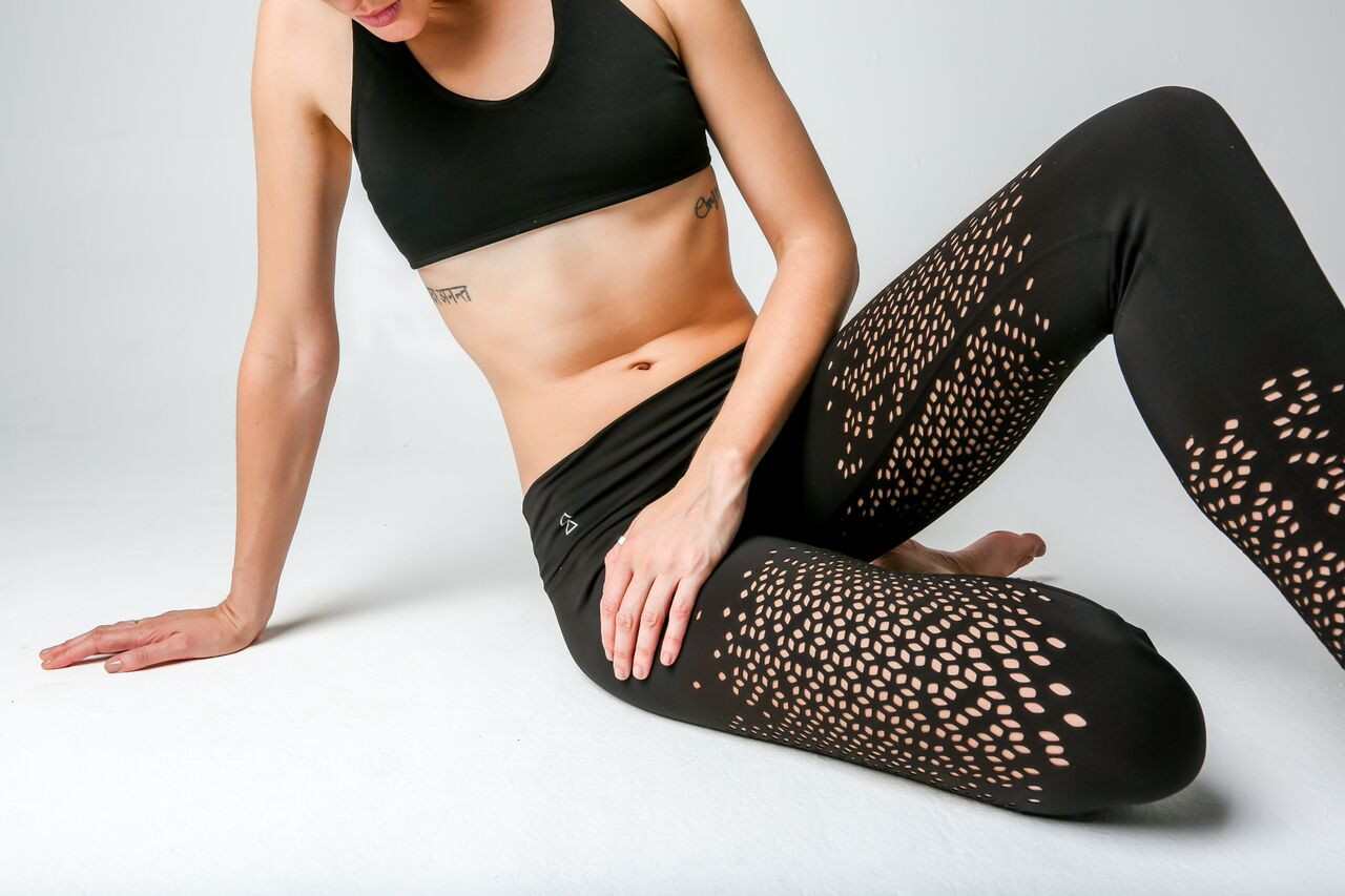 Why I Love These Peek-a-boo Leggings From Yoga Design Lab