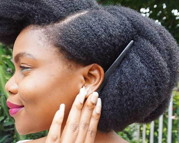 Looking Good: 5 Natural Hairstyles For Summer Dates