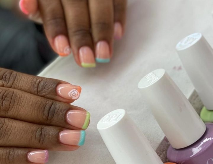 Beginner's Guide To The Neon French Tips Trend