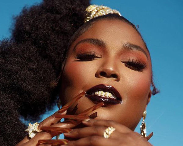 Celebrity Secret – How to Get Lizzo’s Luscious Lashes