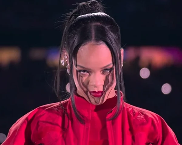 This TikToker Shows How to Get Rihanna’s Super Bowl Hair