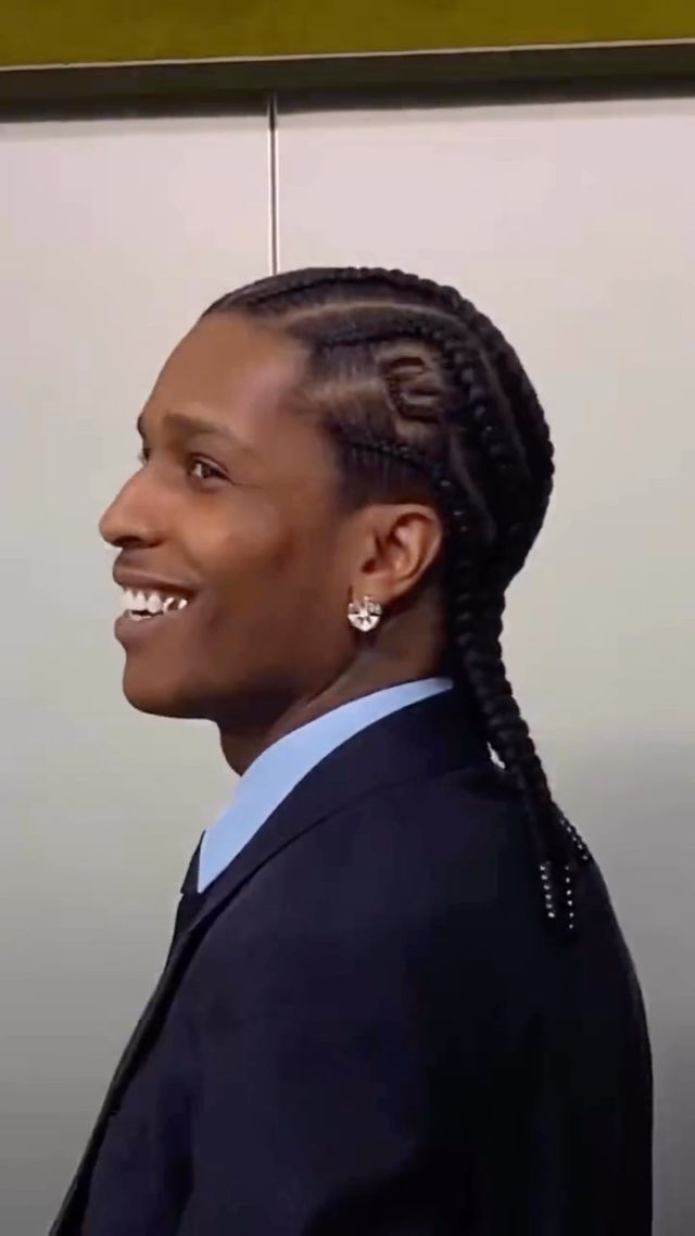 ASAP Rocky looked great with his « G » Hair Style for Gucci FW23 🌟#blackbeautymag #asaprocky #gucci #fashionweek #naturalhairstyles #naturalhair
